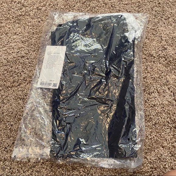 Lululemon Groove Flare Pant Black Nulu NWT sz 6 - Picture 3 of 3